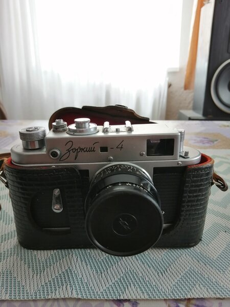 Aparat foto Zorky 4