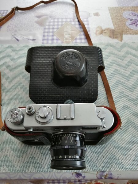 Aparat foto Zorky 4